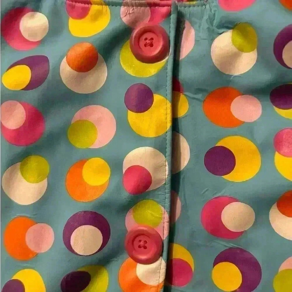 Adorable polkadot rain jacket - Picture 2 of 11